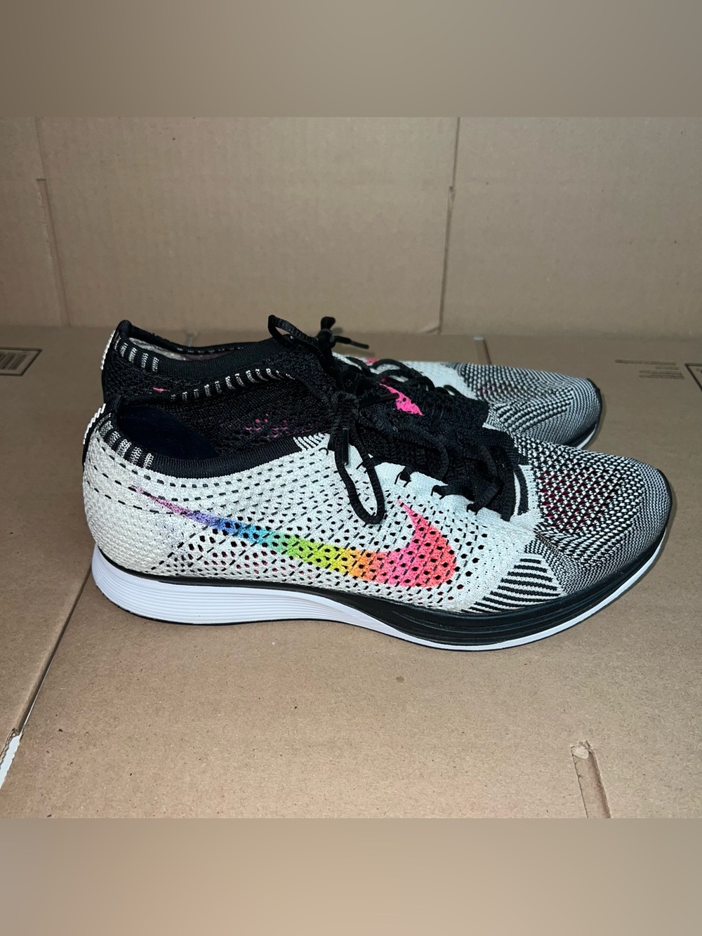 Nike Flyknit Racer Shoes Mens US 10 Multicolor Be True Pride